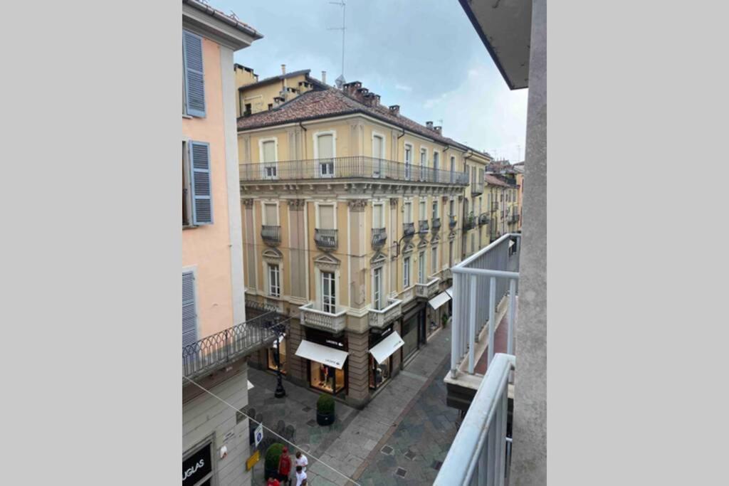 Appartamento Cozy In Super Centro! Asti Buitenkant foto
